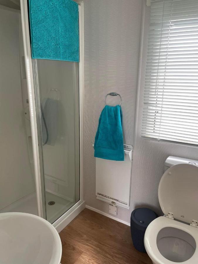Parkdean Static Caravan On Cherry Tree Holiday Park Great Yarmouth Bagian luar foto