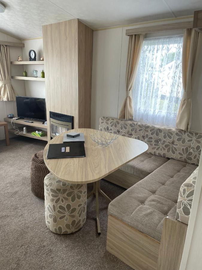 Parkdean Static Caravan On Cherry Tree Holiday Park Great Yarmouth Bagian luar foto